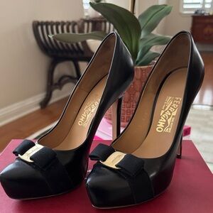 Salvatore Ferragamo Black Heels with Gold Accent